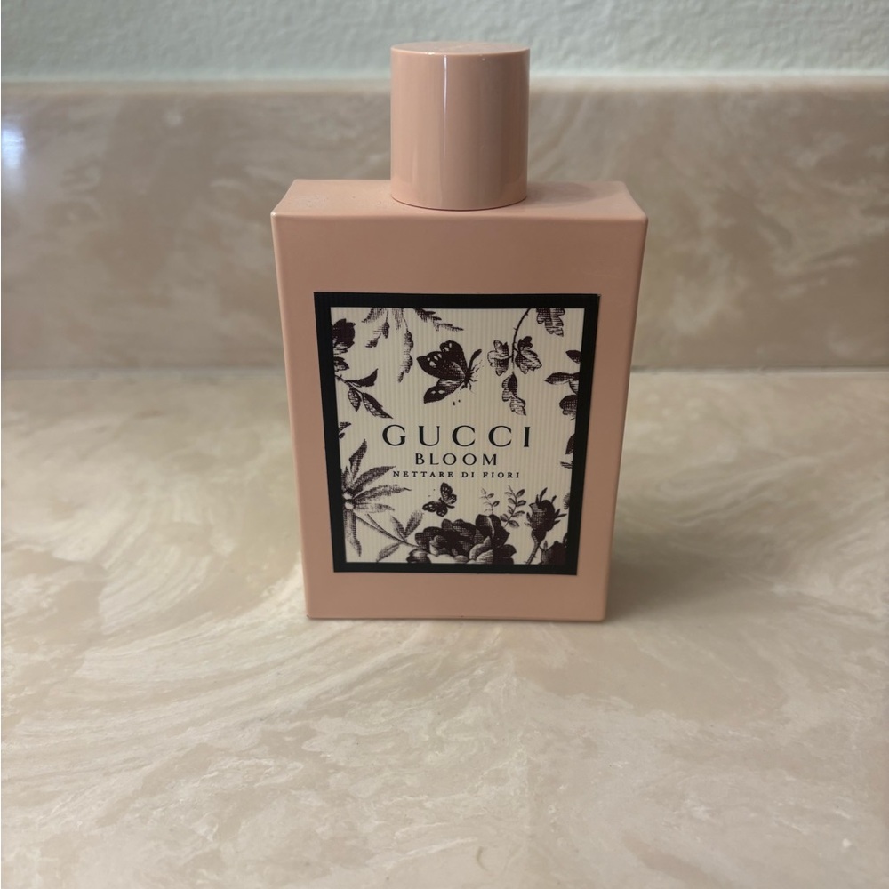 Gucci Bloom Eau de Parfum 3.3 oz.